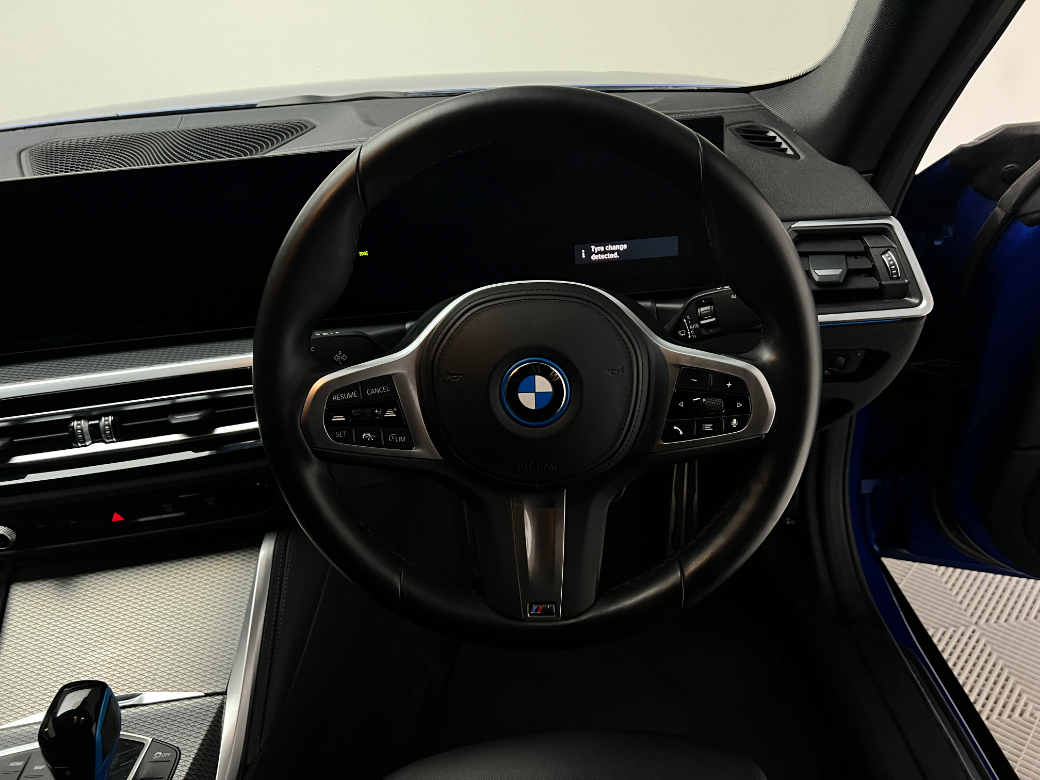 2022 BMW i4