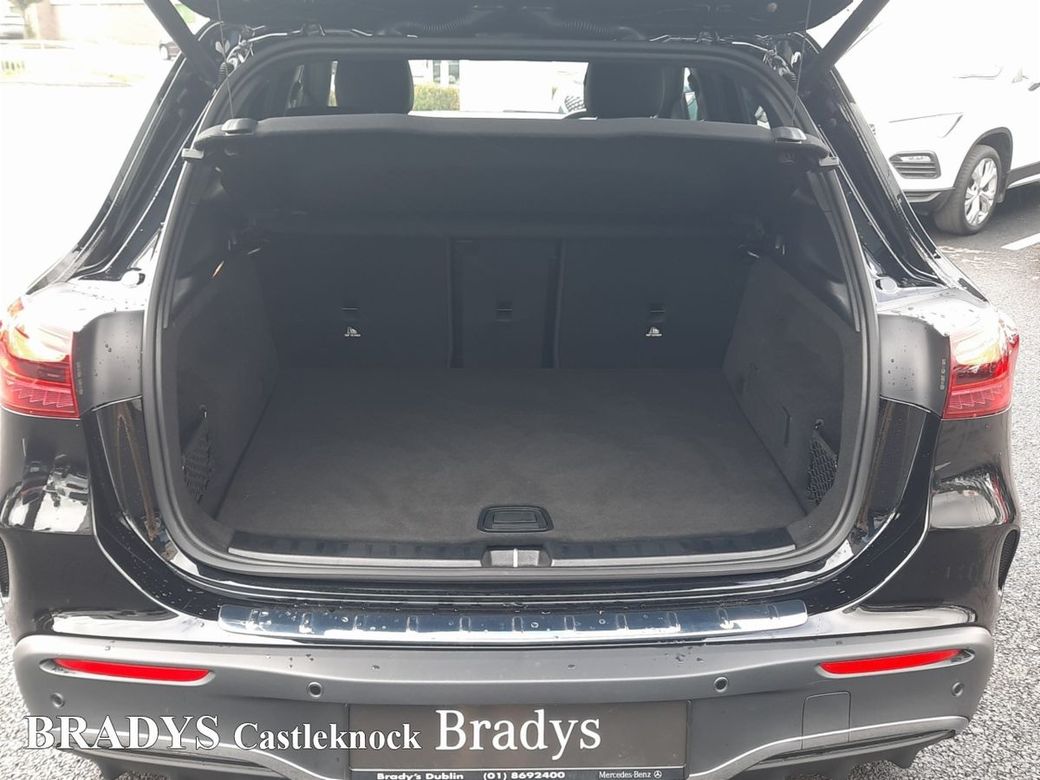 2025 Mercedes-Benz EQA