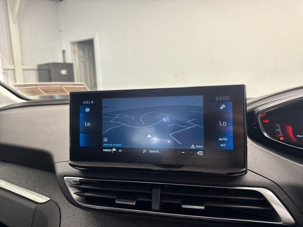 2022 Peugeot 5008