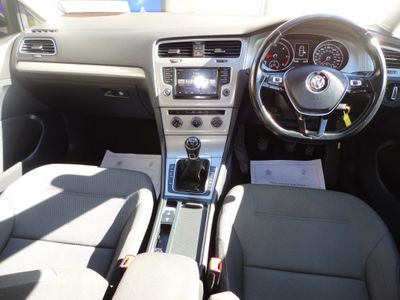 2016 Volkswagen Golf