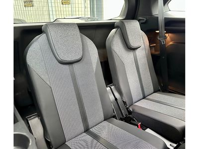 2024 Peugeot 5008
