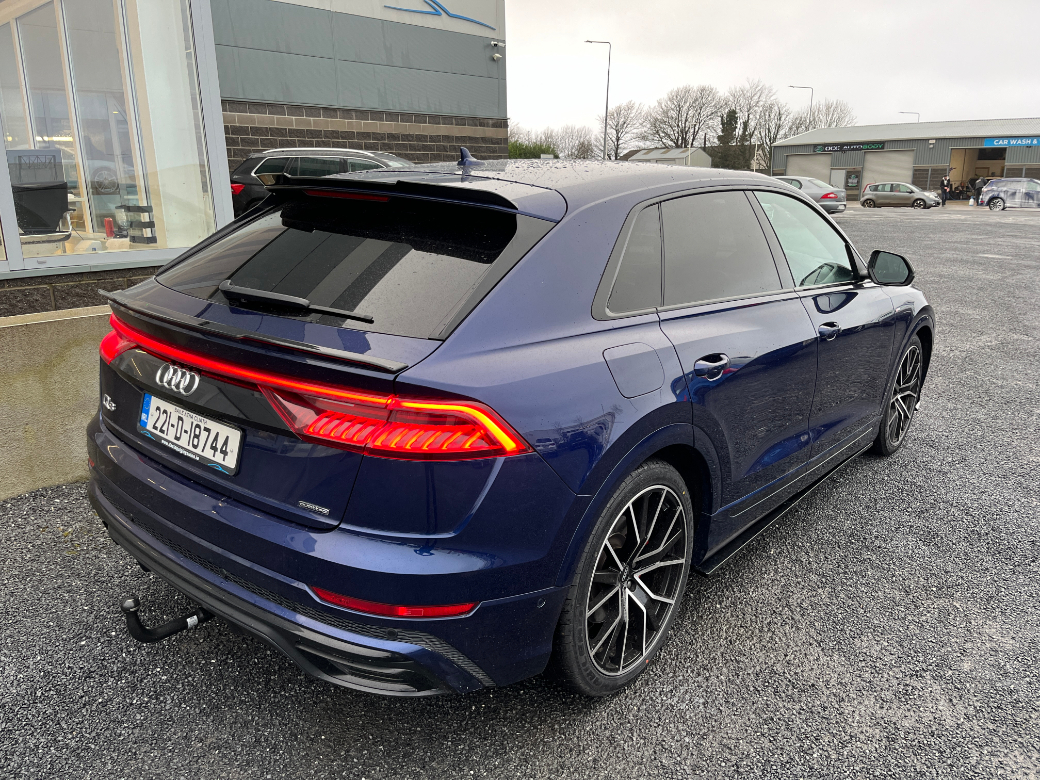 2022 Audi Q8