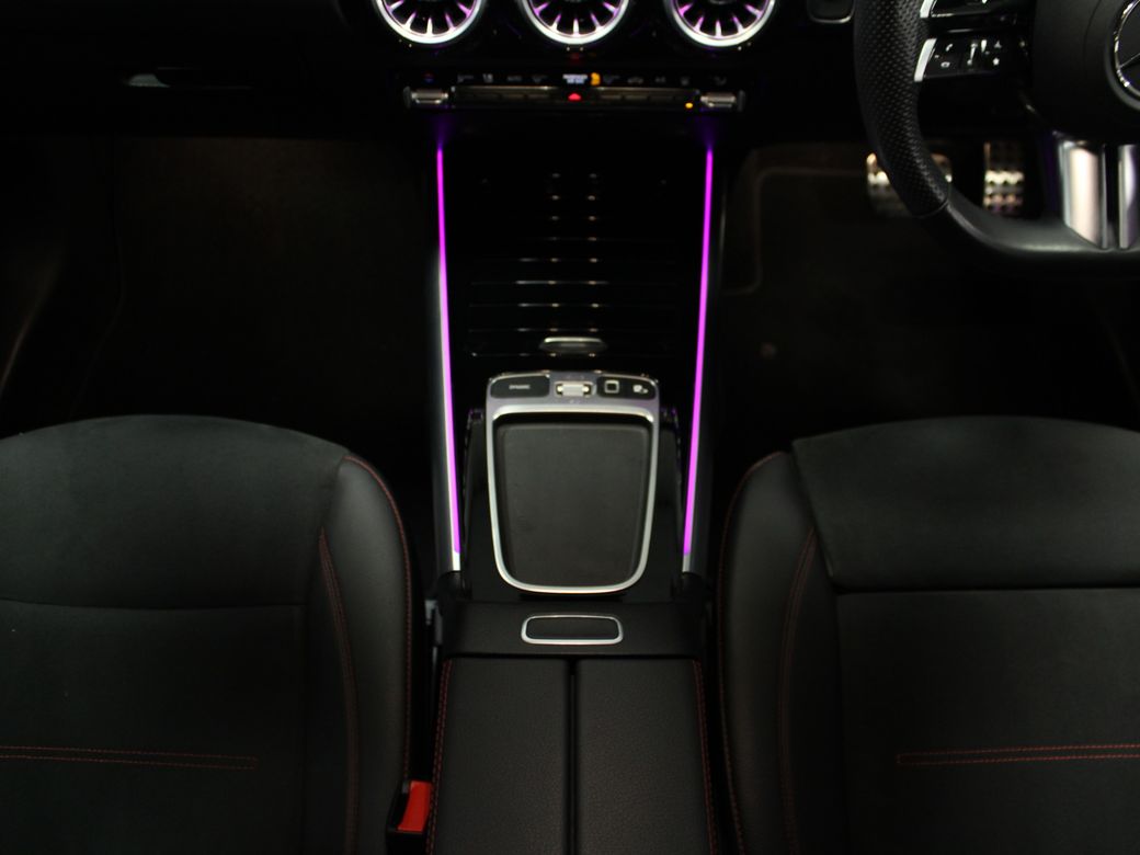 2025 Mercedes-Benz GLA Class