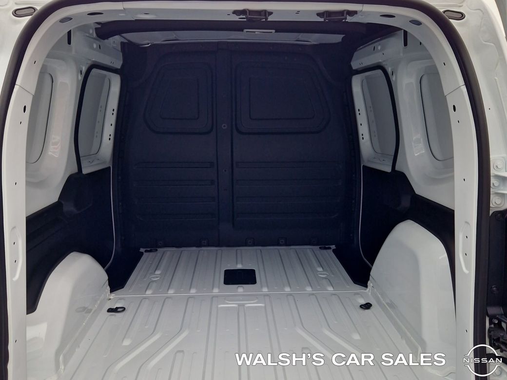 2025 Nissan Townstar