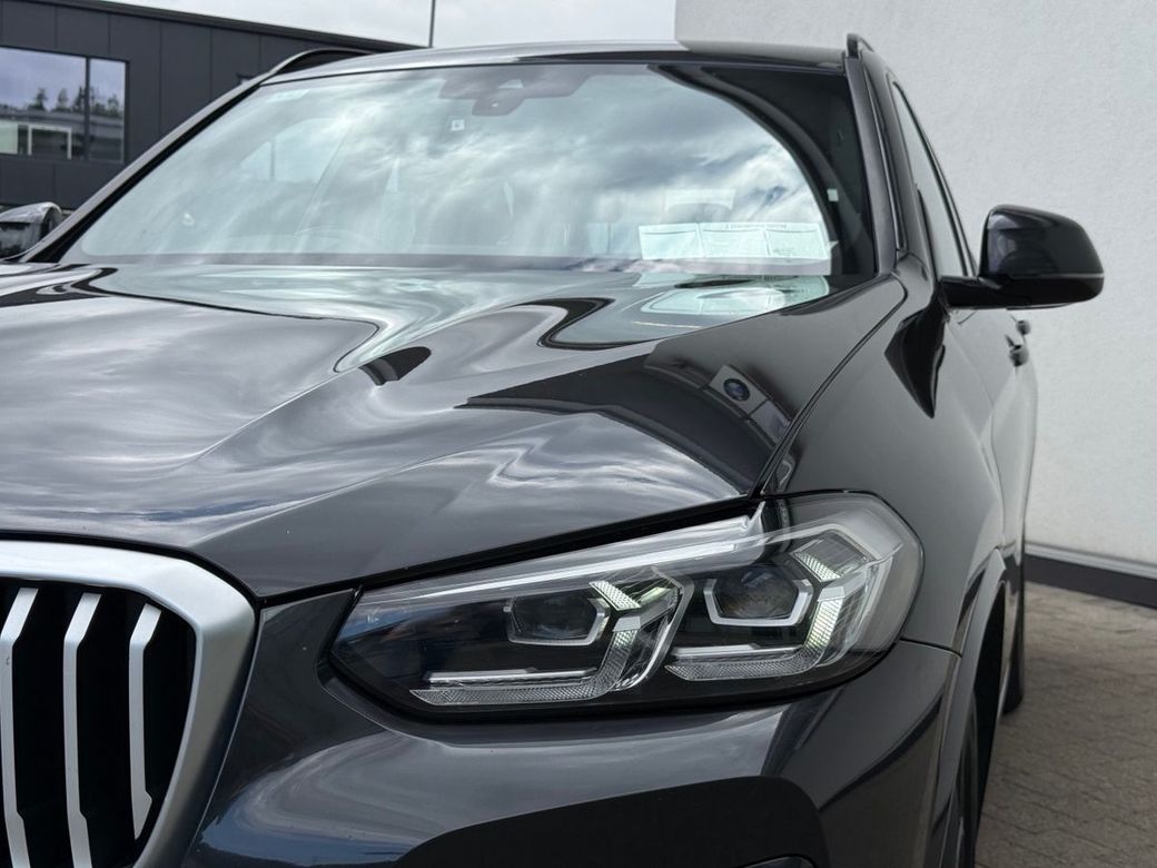 2022 BMW X3