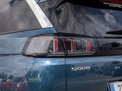 2022 Peugeot 5008