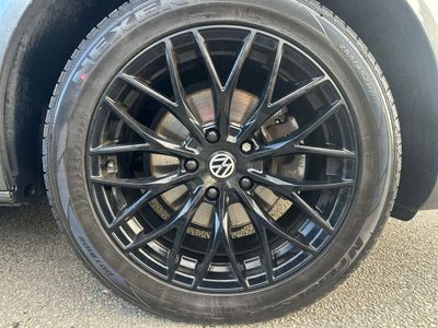 2020 Volkswagen Shuttle