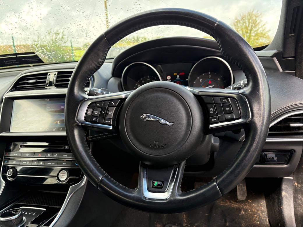 2018 Jaguar XE