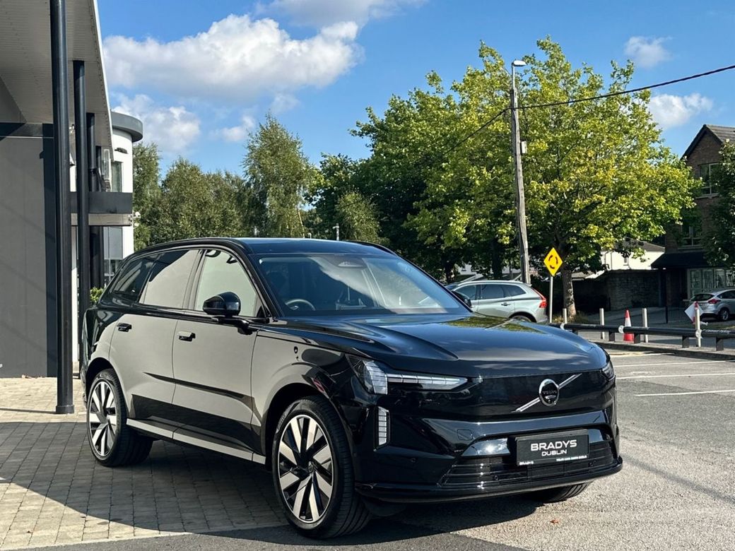 2026 Volvo EX90