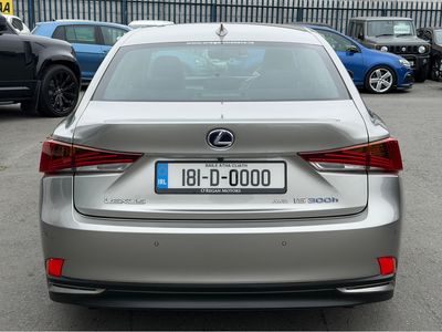 2018 Lexus IS 300h