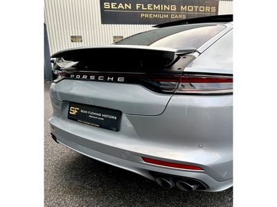 2022 Porsche Panamera