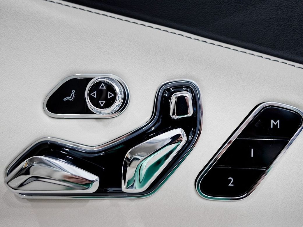 2025 Bentley Flying Spur