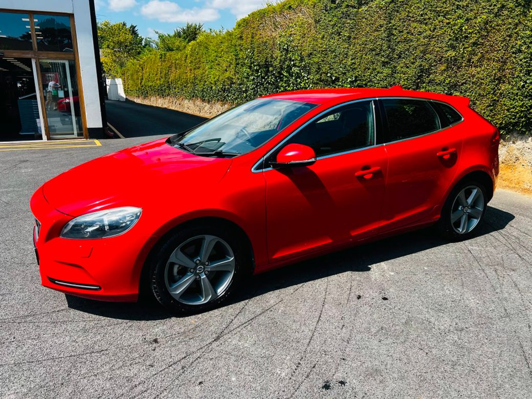 2014 Volvo V40