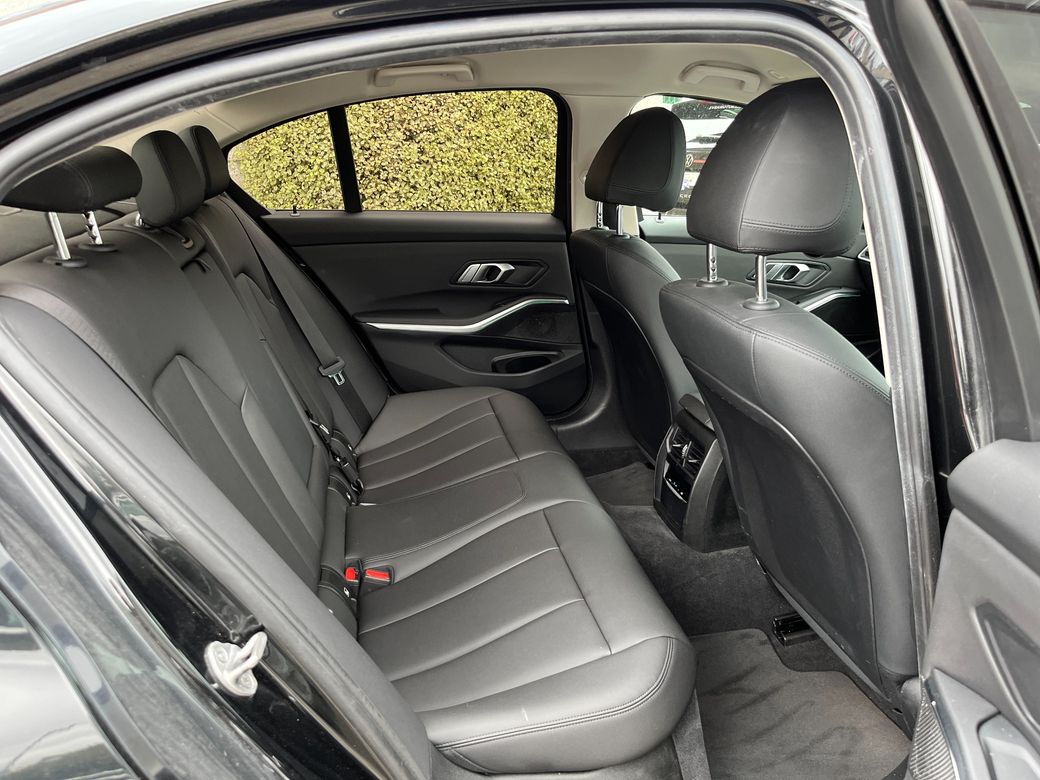 2021 BMW 3 Series
