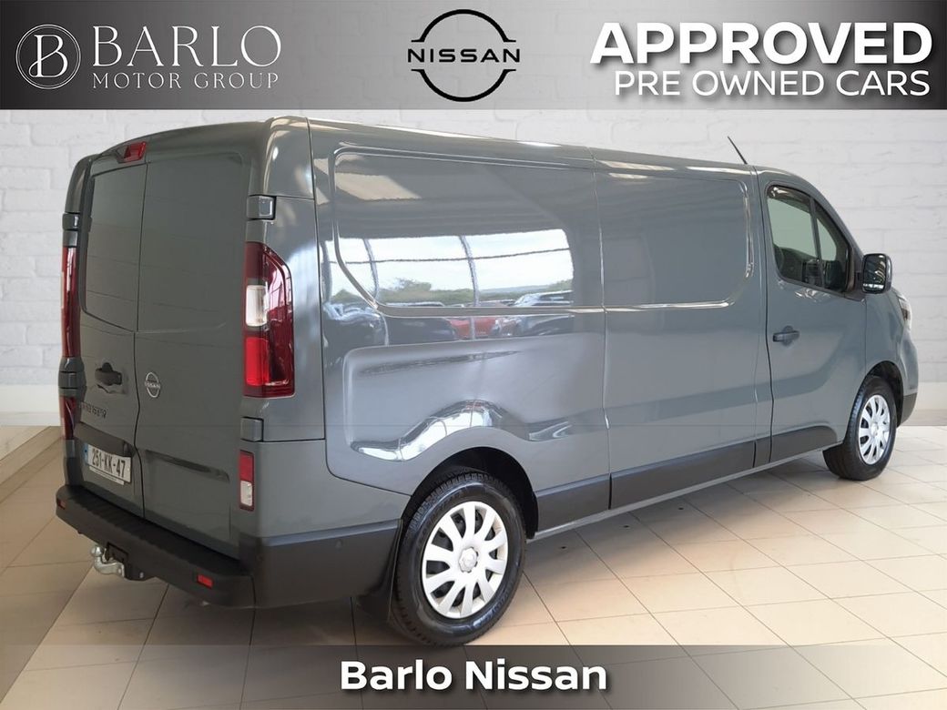 2025 Nissan Primastar