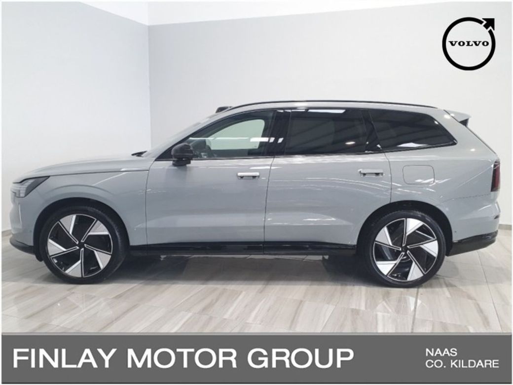 2025 Volvo EX90