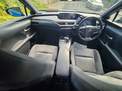 2023 Lexus UX 300e