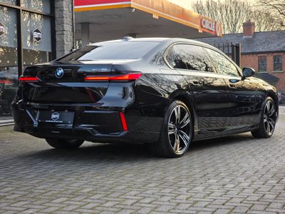 2024 BMW i7