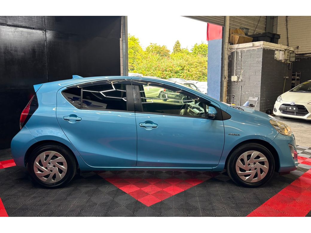 2017 Toyota Aqua