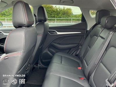 2023 MG ZS