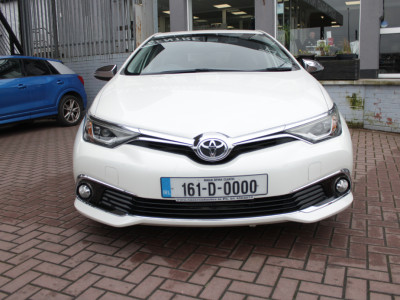 2016 Toyota Auris