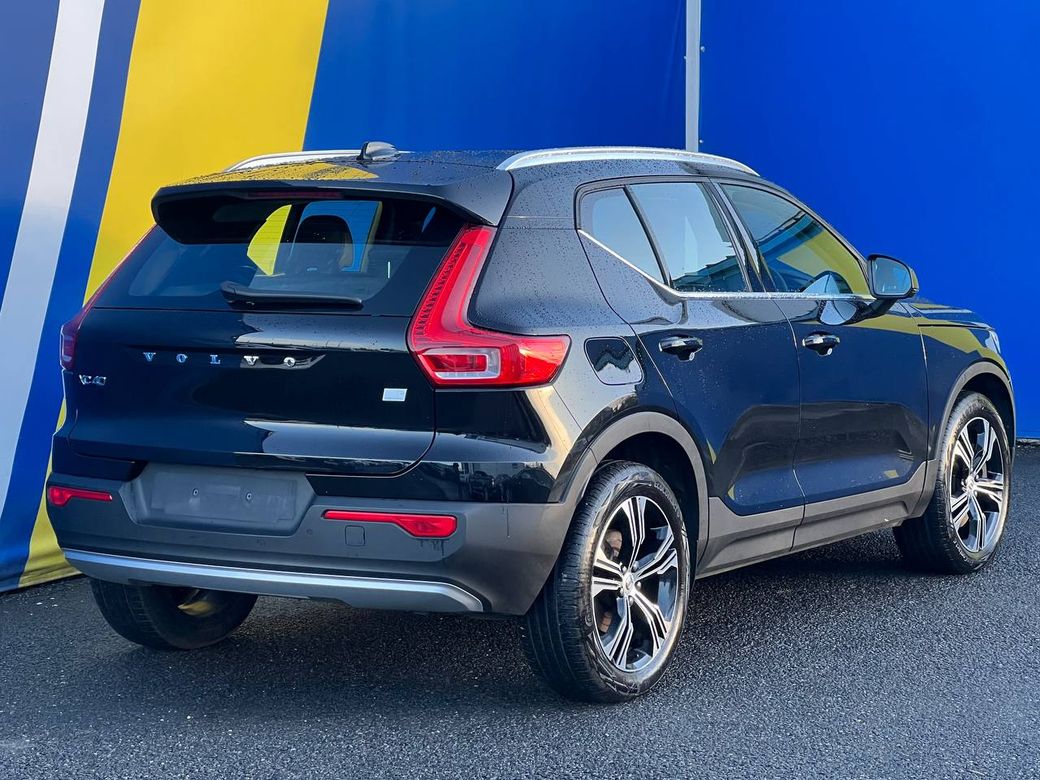 2022 Volvo XC40