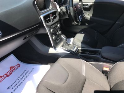 2016 Volvo V40