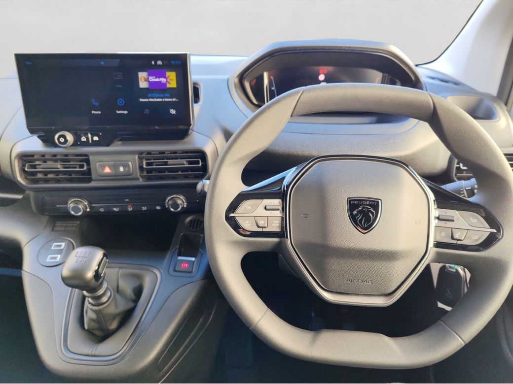 2025 Peugeot Partner