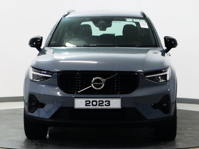 2023 Volvo XC40