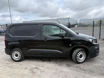 2024 Peugeot Partner