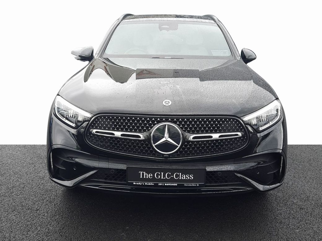 2025 Mercedes-Benz GLC Class