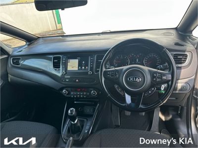 2017 Kia Carens