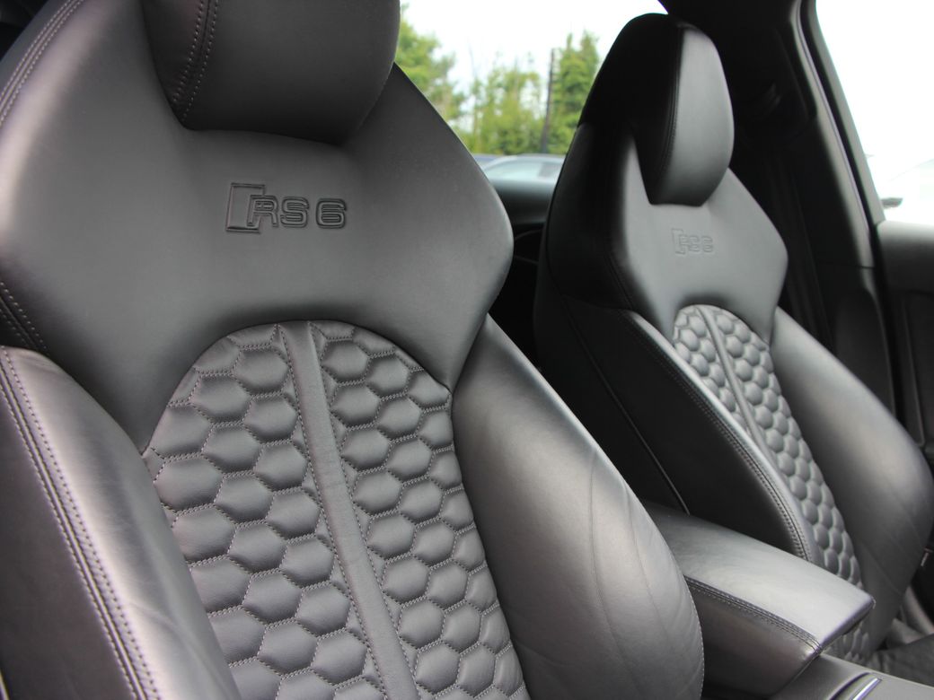 2016 Audi RS6