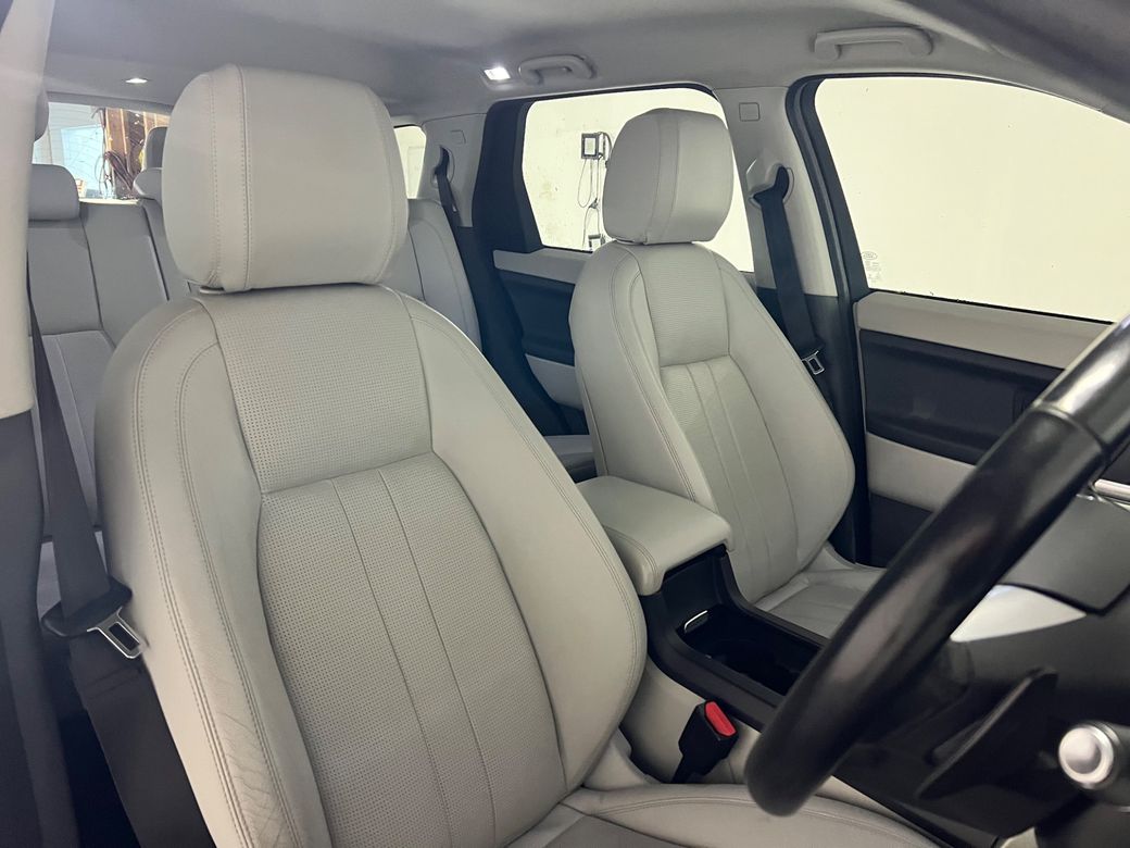 2019 Land Rover Discovery Sport