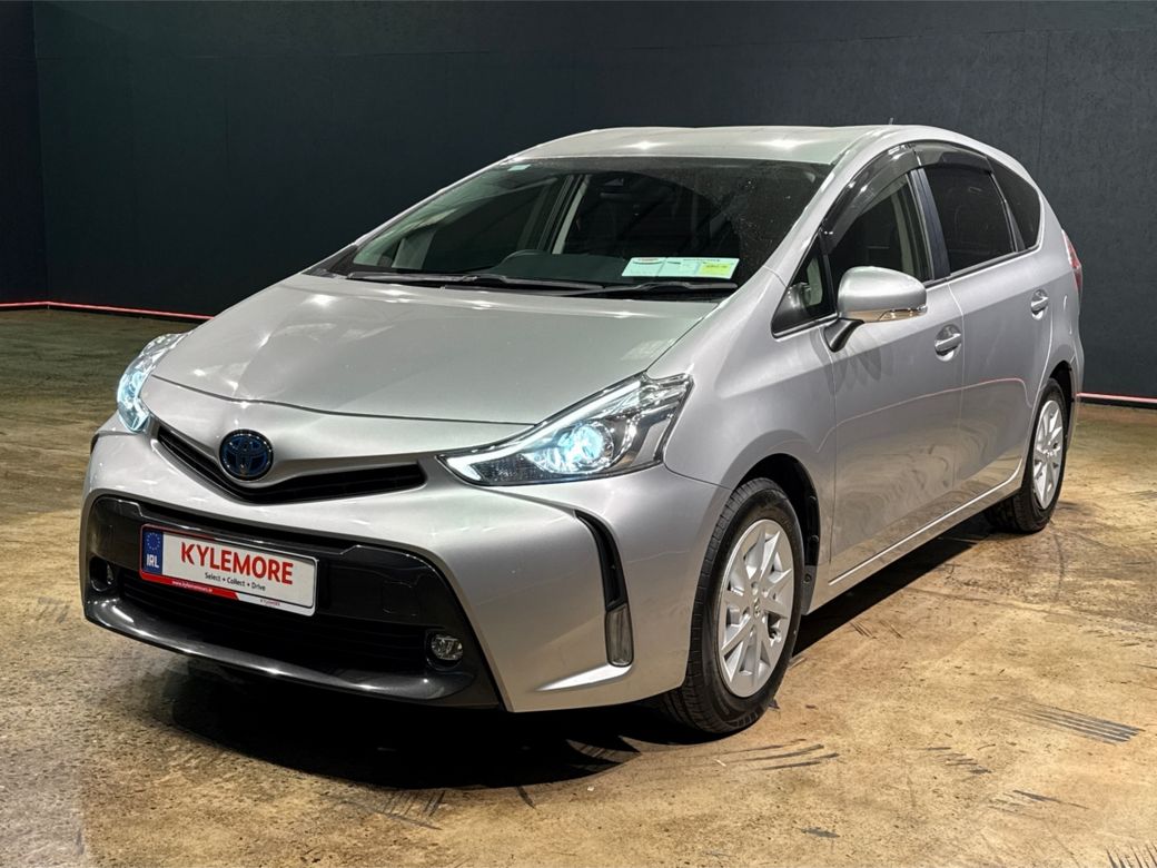 2020 Toyota Prius Alpha