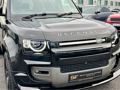 2025 Land Rover Defender