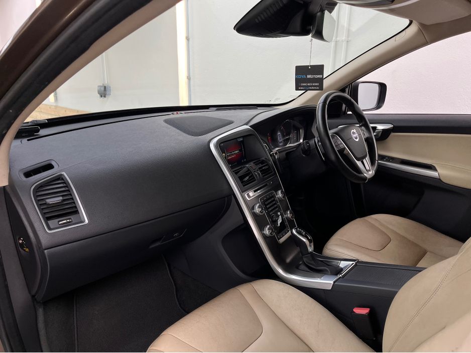 2016 Volvo XC60