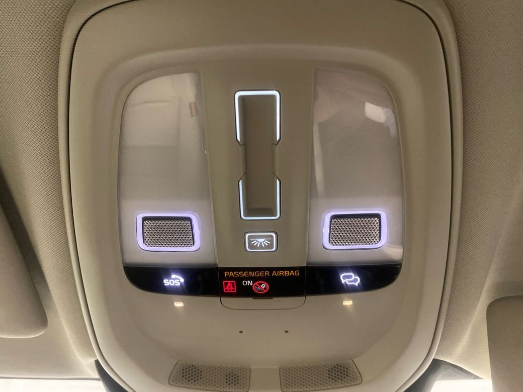 2023 Volvo V60