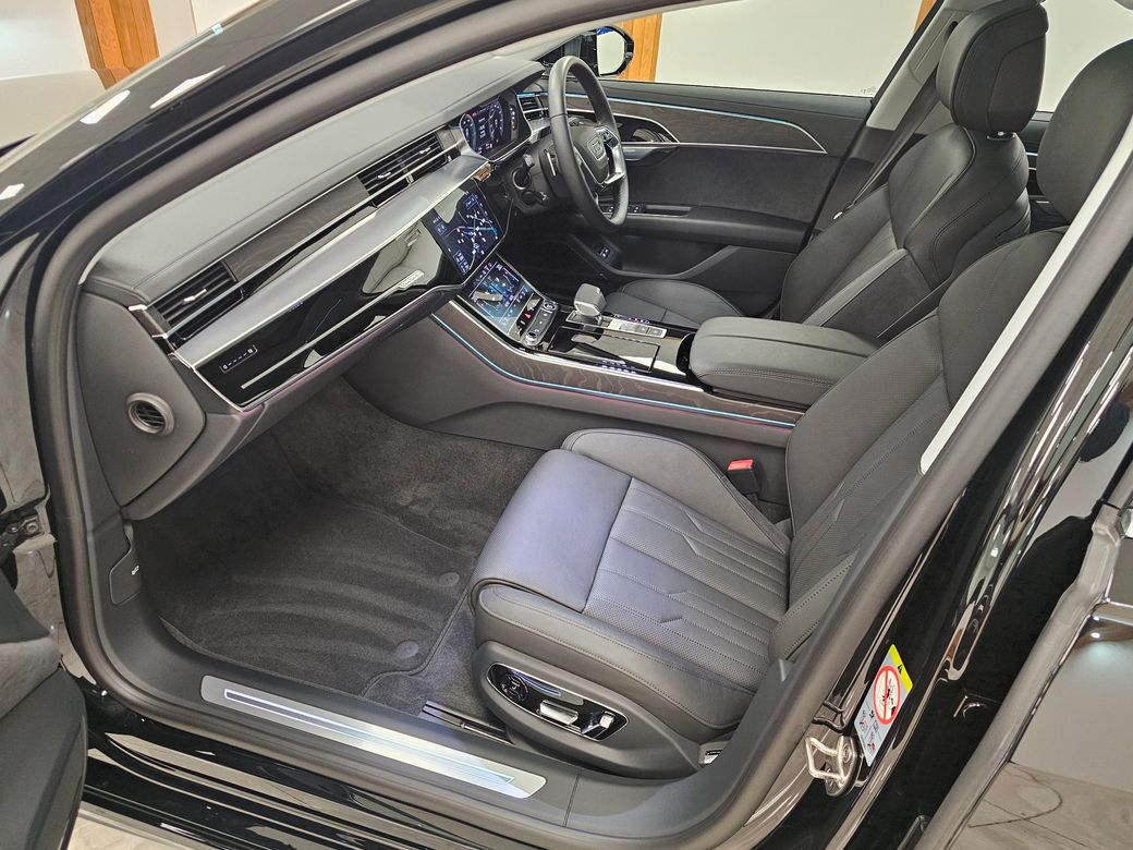 2024 Audi A8