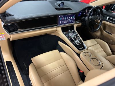 2023 Porsche Panamera