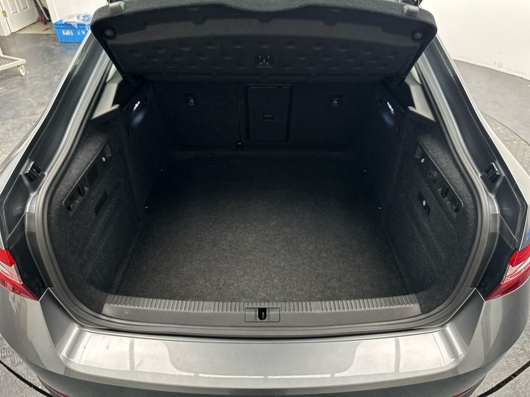 2022 Skoda Superb
