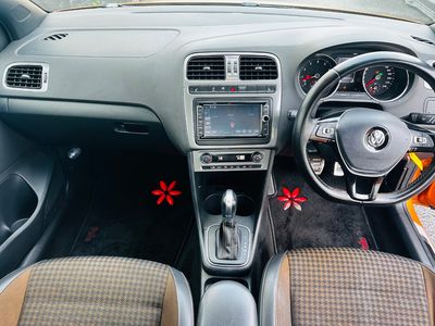 2017 Volkswagen Polo