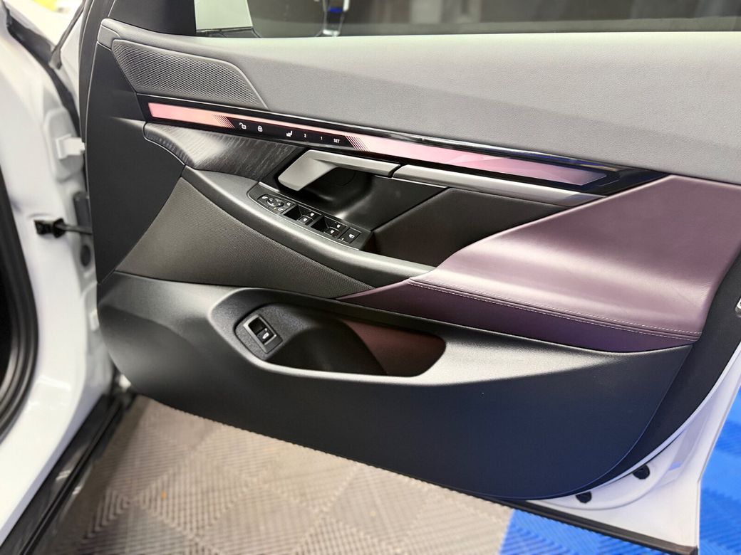 2025 BMW 5 Series