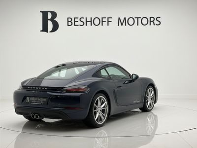 2022 Porsche Cayman