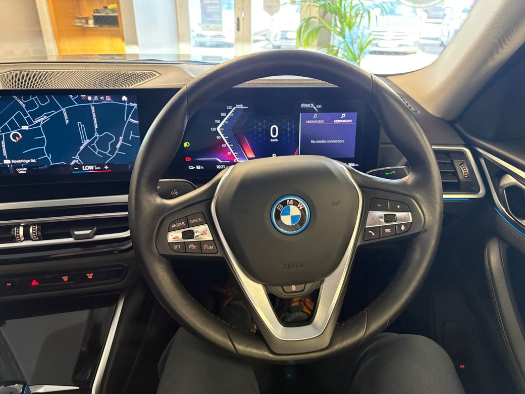 2022 BMW i4