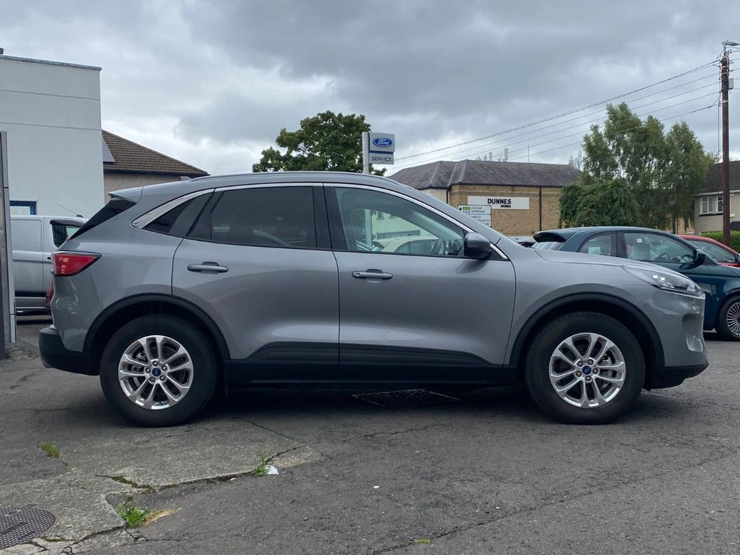 2022 Ford Kuga