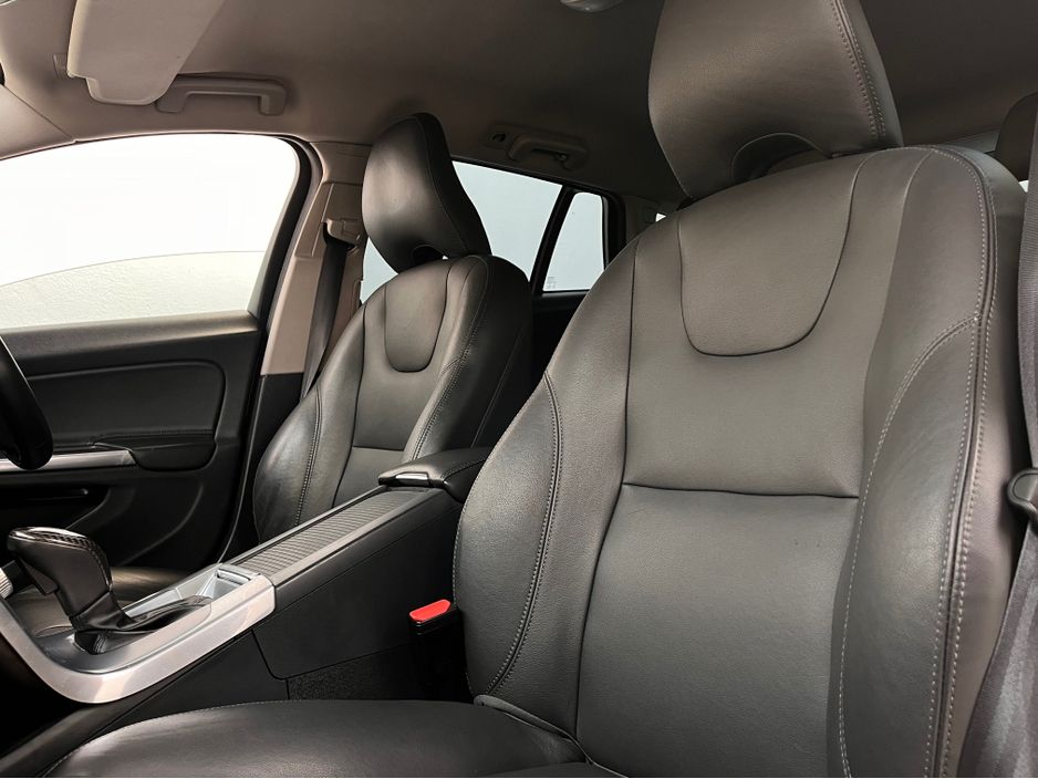 2018 Volvo V60