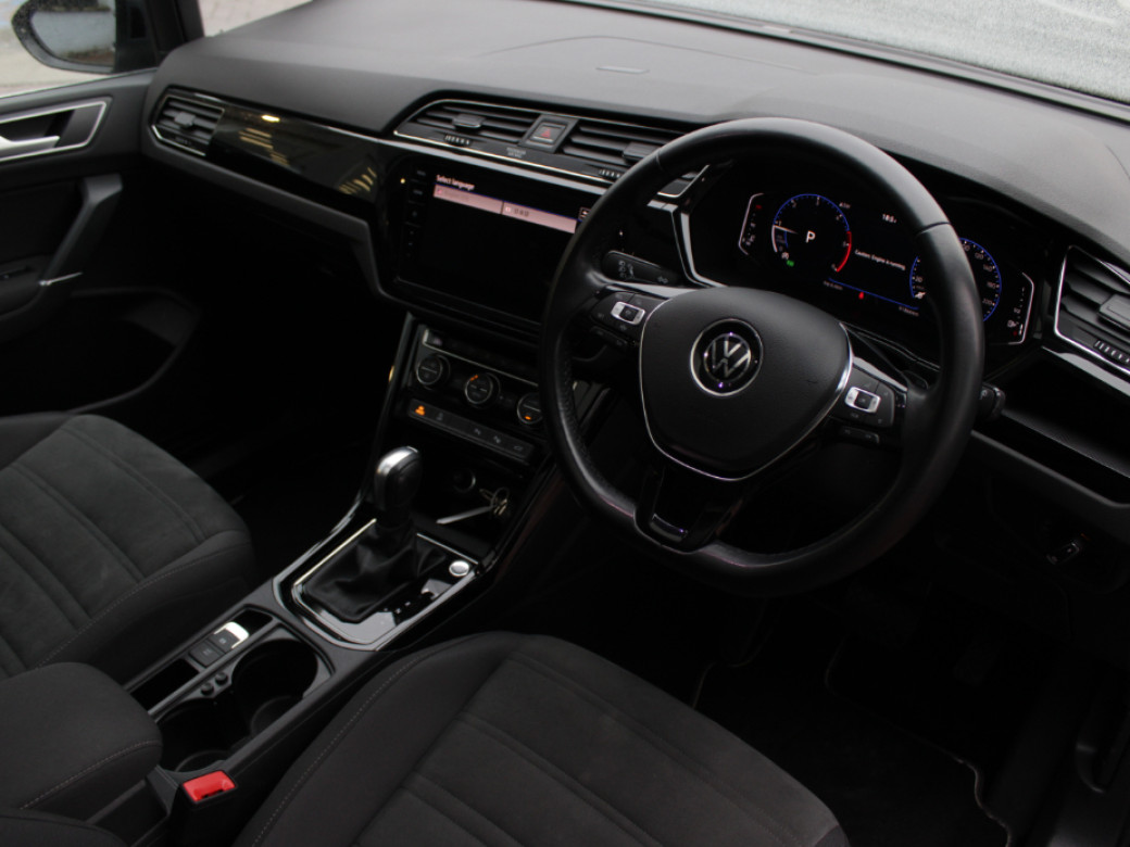 2021 Volkswagen Touran