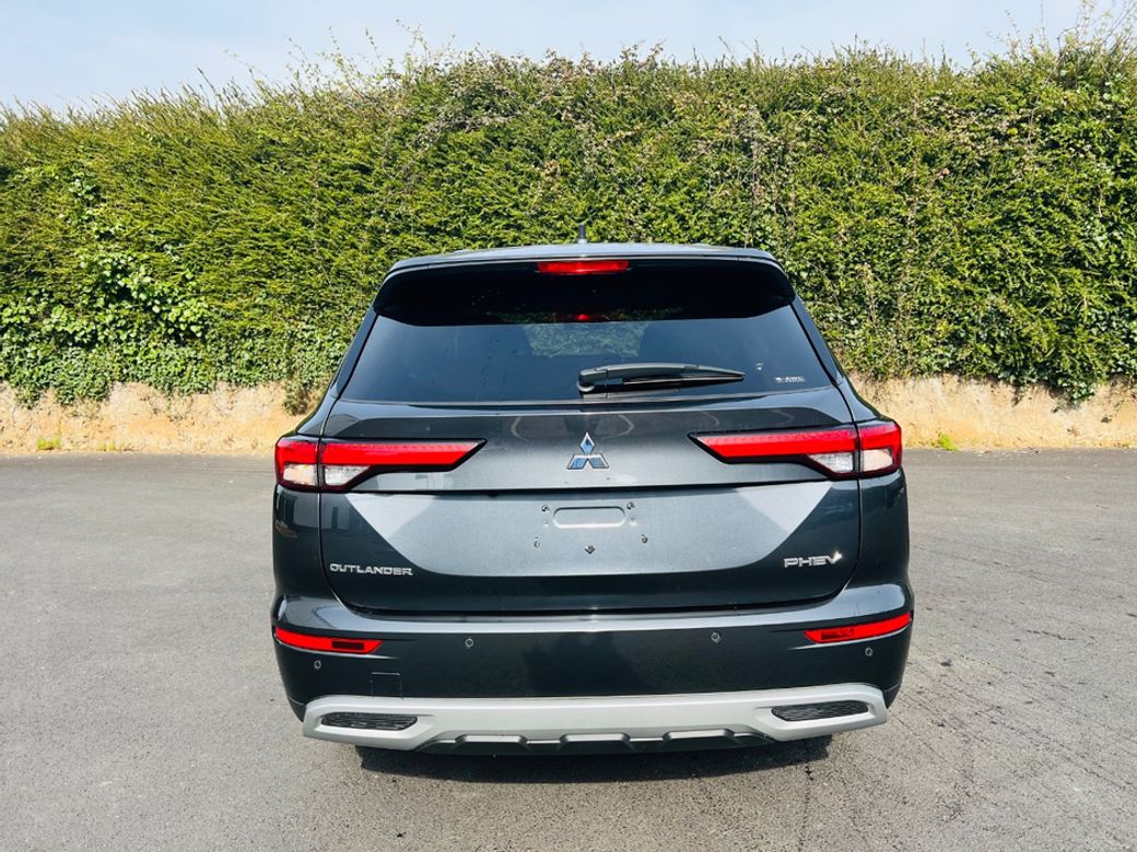 2024 Mitsubishi Outlander