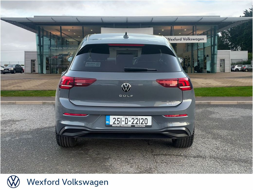 2025 Volkswagen Golf